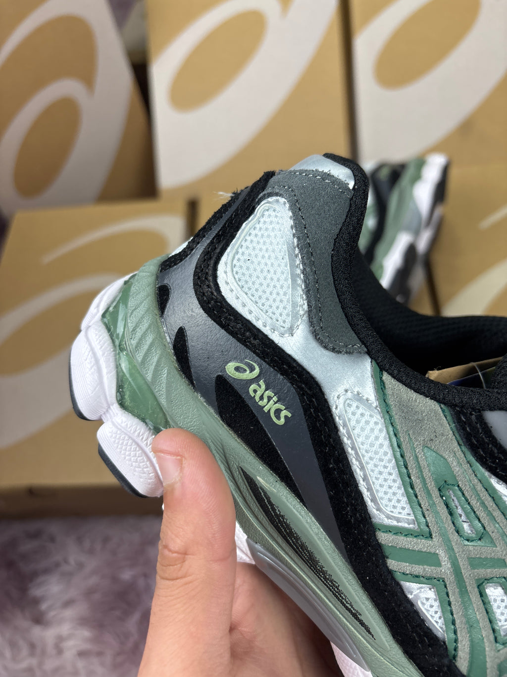 Asics Gel New York Blanc noir vert